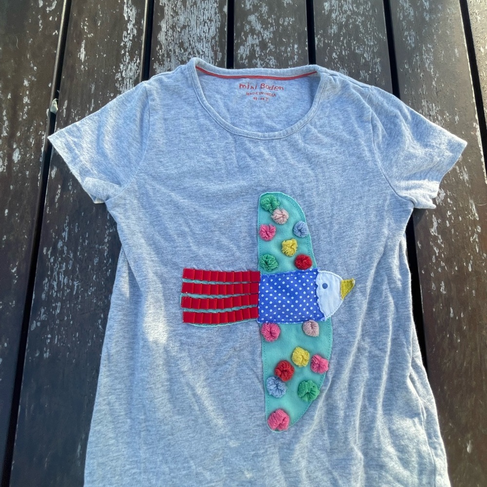 Mini Boden Gray Tee with Colorful Bird Appliqué